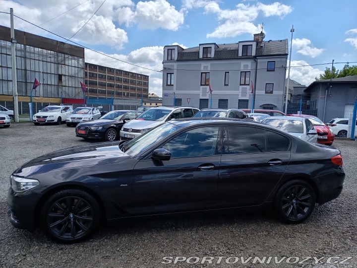 BMW 5 530D xDrive Sport Line ČR 2017