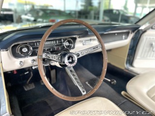 Ford Mustang Cabrio*manuál*Velmi zacho 1965