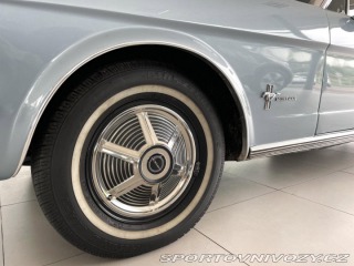 Ford Mustang Cabrio*manuál*Velmi zacho 1965