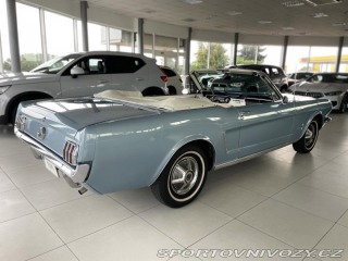 Ford Mustang Cabrio*manuál*Velmi zacho 1965