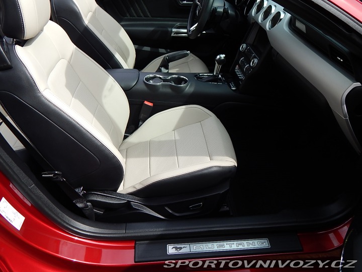 Ford Mustang PŮVOD ČR-17 000KM-DPH 2016