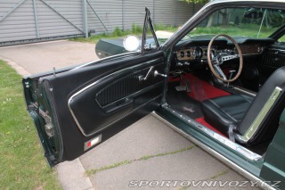 Ford Mustang Fastback 289 V8 1965