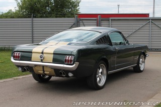 Ford Mustang Fastback 289 V8 1965