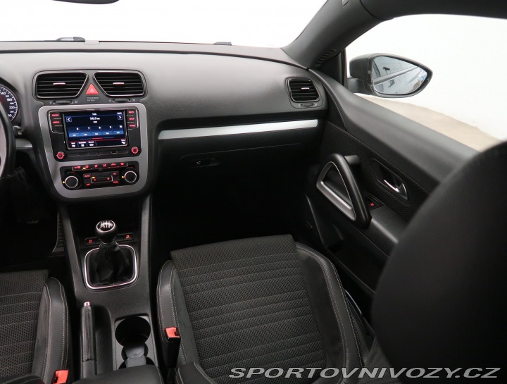 Volkswagen Scirocco Sport 1.4 TSI 2011