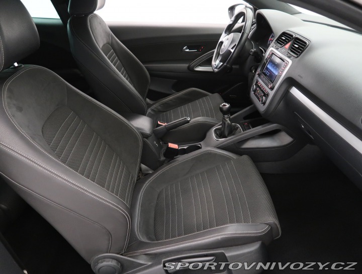 Volkswagen Scirocco Sport 1.4 TSI 2011