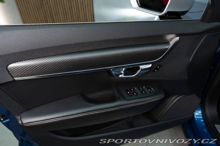 Volvo S90 D5 2.0L Drive-E R-Design 2016