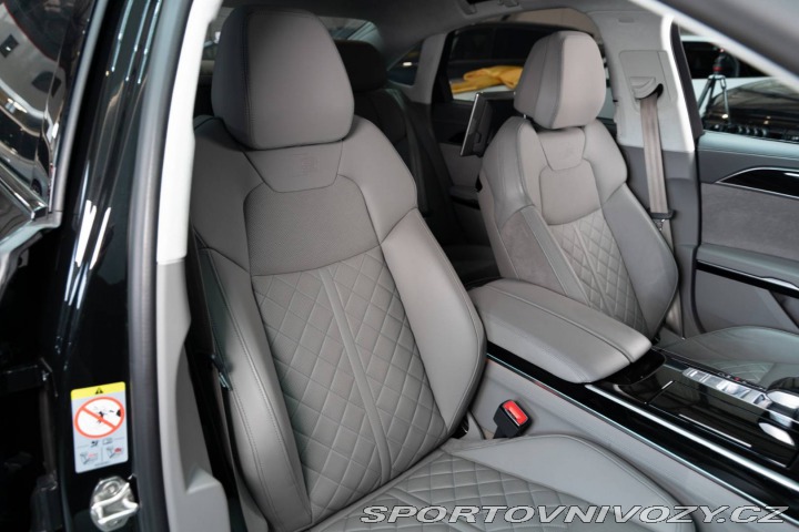 Audi S8 4.0TFSI 420kW, AT8, Quat 2020