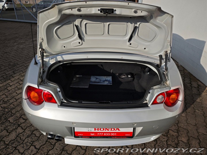 BMW Z4 3.0i Roadster Hardtop 170 2004