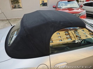 BMW Z4 3.0i Roadster Hardtop 170 2004