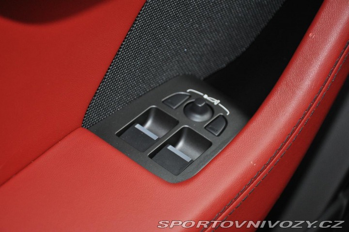 Jaguar F-Type 3,0V6 R-DYNAMIC REZERVACE 2018