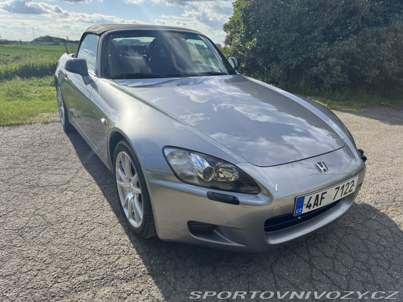 Honda S2000 