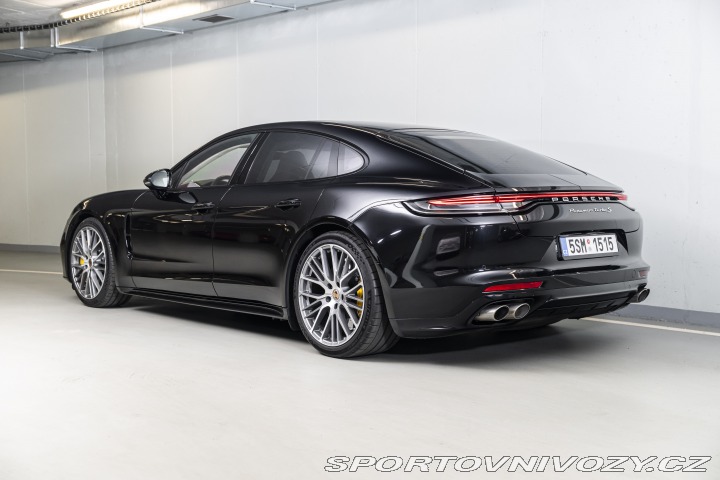 Porsche Panamera Turbo S 2021