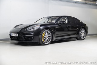 Porsche Panamera Turbo S 2021