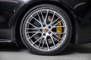 Porsche Panamera Turbo S 2021