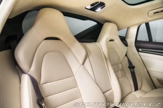 Porsche Panamera Turbo S 2021