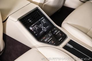 Porsche Panamera Turbo S 2021