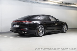 Porsche Panamera Turbo S 2021