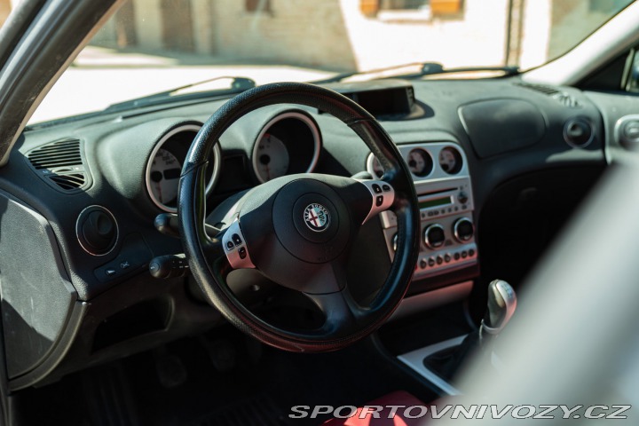 Alfa Romeo Ostatní modely 156 SPORTWAGON 2.0 JTS 2002