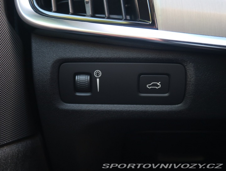 Volvo V90 D5 AWD 2016