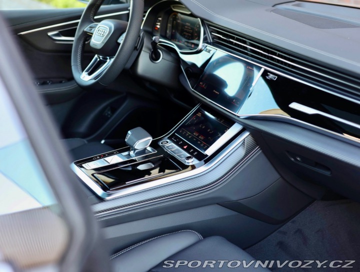 Audi Ostatní modely Q8  60 TFSIe Quattro *Nové!* 2025