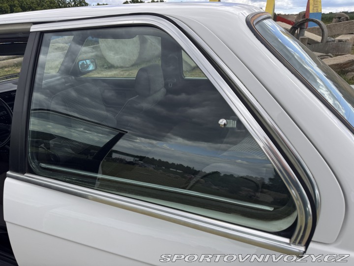 BMW 3 E30 320i klima 1987
