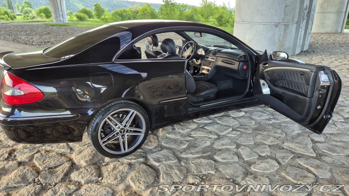 Mercedes-Benz CLK 2005