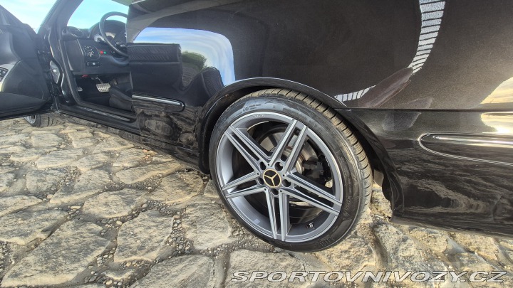 Mercedes-Benz CLK 2005