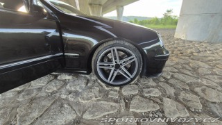 Mercedes-Benz CLK  2005