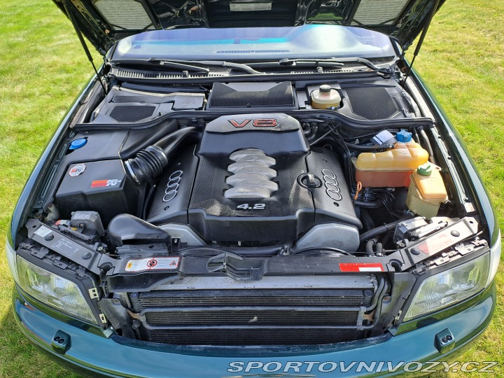 Audi S8 D2 1998