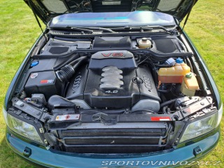 Audi S8 D2 1998
