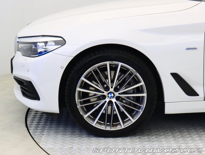 BMW 5 Sport Line 540i xDrive 2018