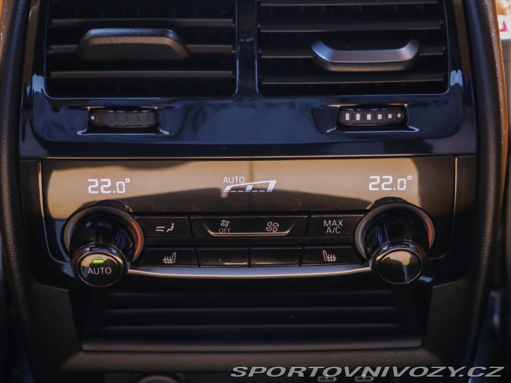 BMW 5 4,4 M550i xDrive 390kW CZ 2020