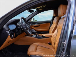 BMW 5 4,4 M550i xDrive 390kW CZ 2020