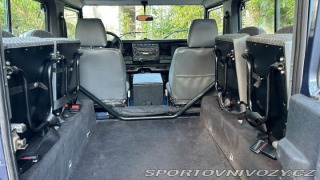Ostatní značky Ostatní modely Land Rover Defender 2,5 90 STW 2005
