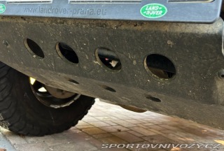 Ostatní značky Ostatní modely Land Rover Defender 2,5 90 STW 2005