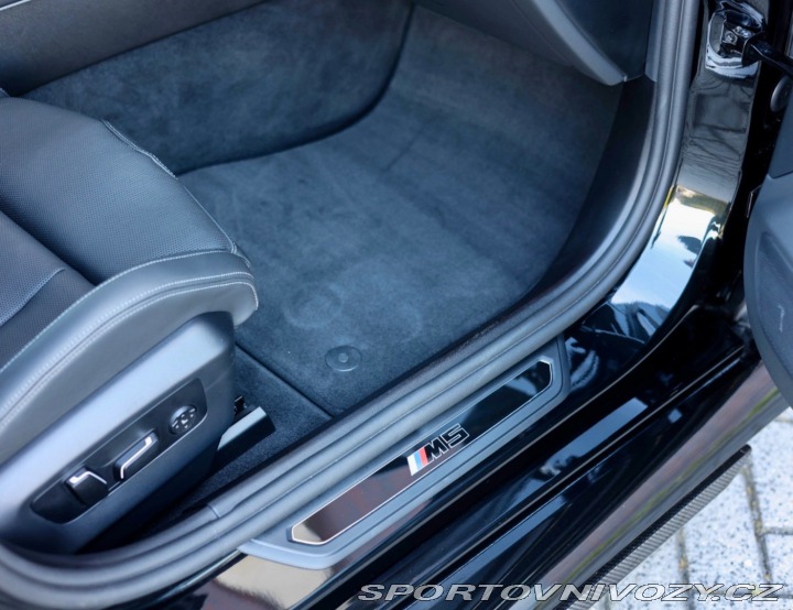 BMW M5 xDrive *M-Performance*Ťa 2024