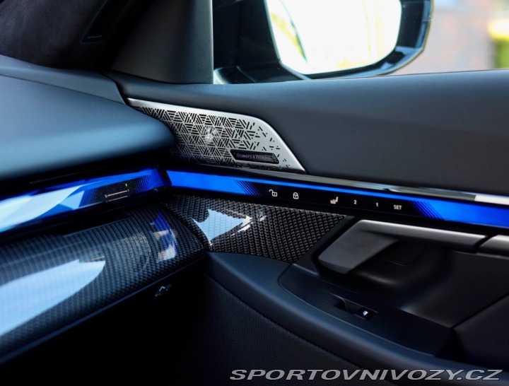 BMW M5 xDrive *M-Performance*Ťa 2024