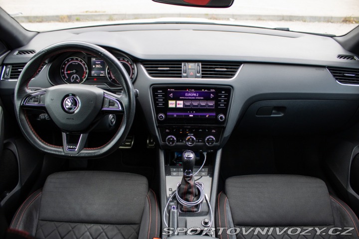Škoda Octavia RS Combi 2.0 TDI RS DSG 4x4 2017