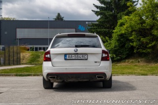 Škoda Octavia RS Combi  2.0 TDI RS DSG 4x4 2017