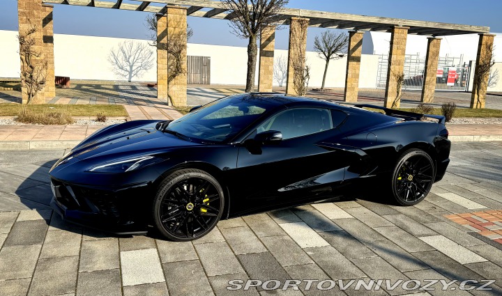 Chevrolet Corvette C8 targa 2023