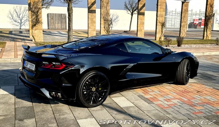 Chevrolet Corvette C8 targa 2023