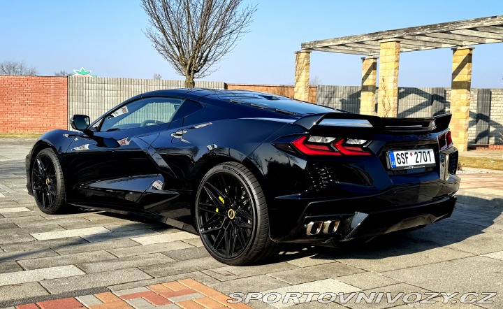Chevrolet Corvette C8 targa 2023