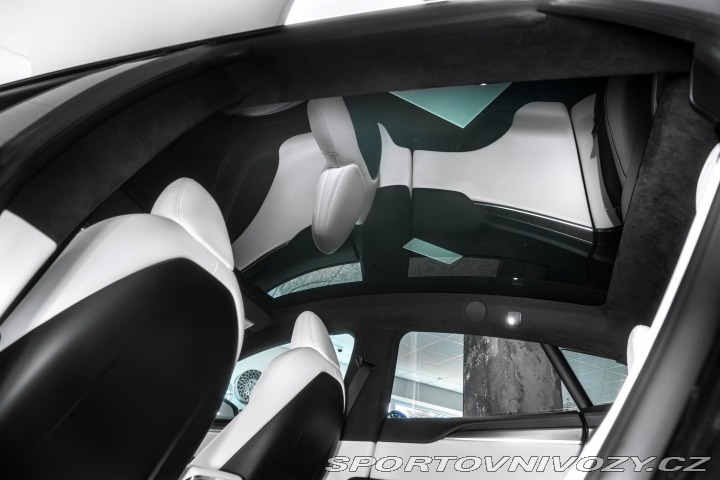 Tesla Model S PLAID 1020PS 2022