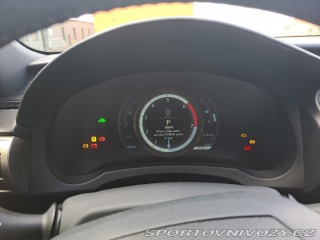 Lexus IS 300h F-Sport 2015