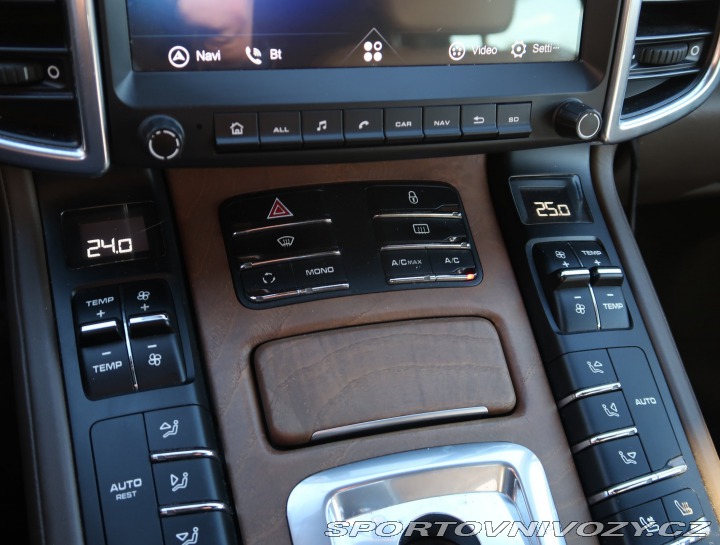 Porsche Cayenne Diesel 2011