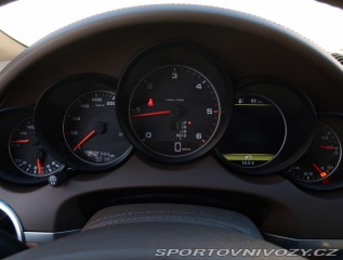 Porsche Cayenne Diesel 2011