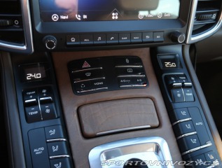 Porsche Cayenne Diesel 2011