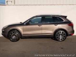 Porsche Cayenne Diesel 2011