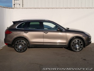Porsche Cayenne Diesel 2011