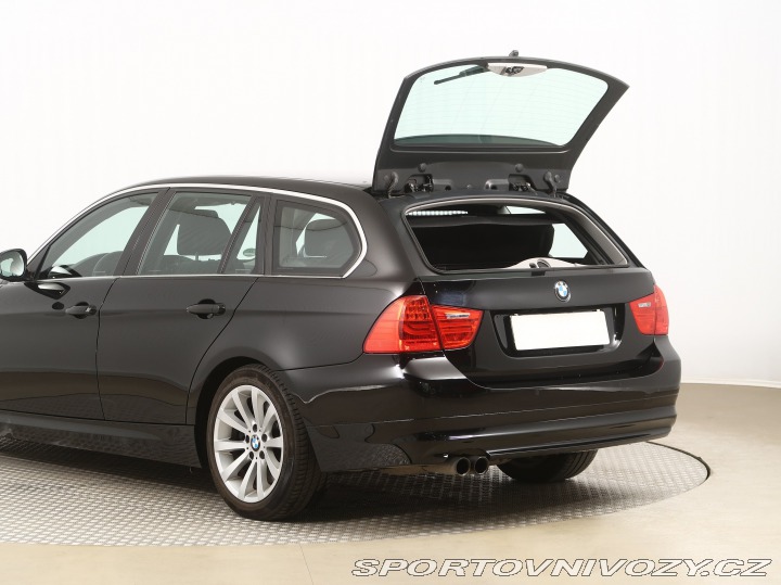 BMW 3 330 d 2009